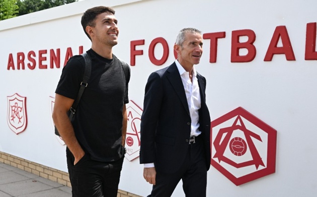 Andrea Berta: Bàn tay vàng thổi bùng sức mạnh chuyển nhượng Arsenal mùa hè 2025