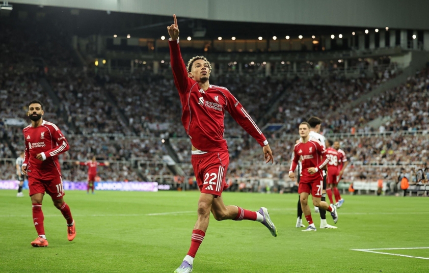 Liverpool dẫn trước 2-0