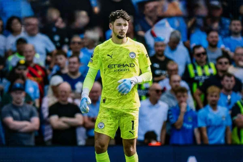 James Trafford cứu thua xuất sắc trước Brighton
